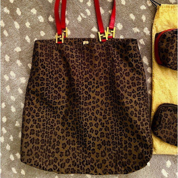 Authentic Vintage FENDI 3 piece set! Mint Condition! Leopard tote, cosmetic bags - Picture 5 of 10